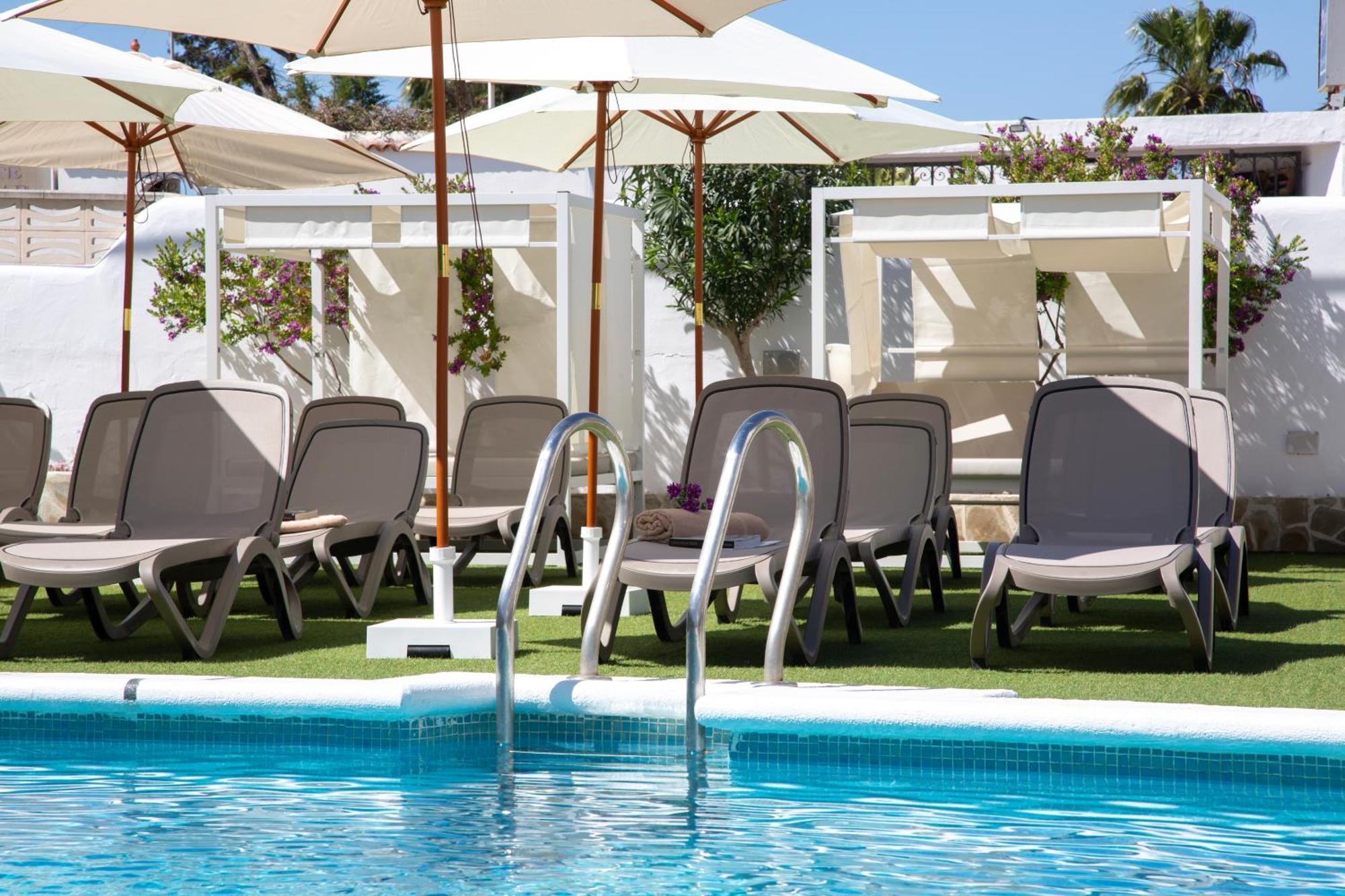 Casual Bahia Ibiza Hotel San Antonio  Exterior photo